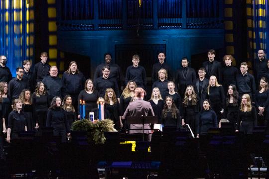 Carthage Choir in the 2023 Christmas Festival